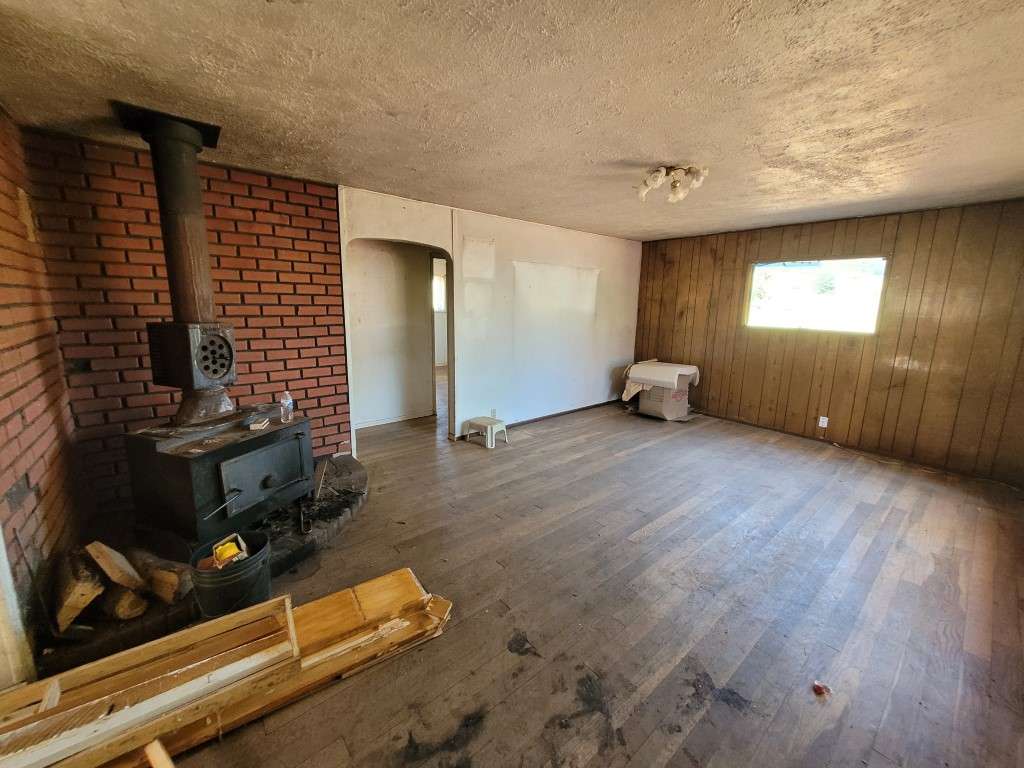 living room before photo